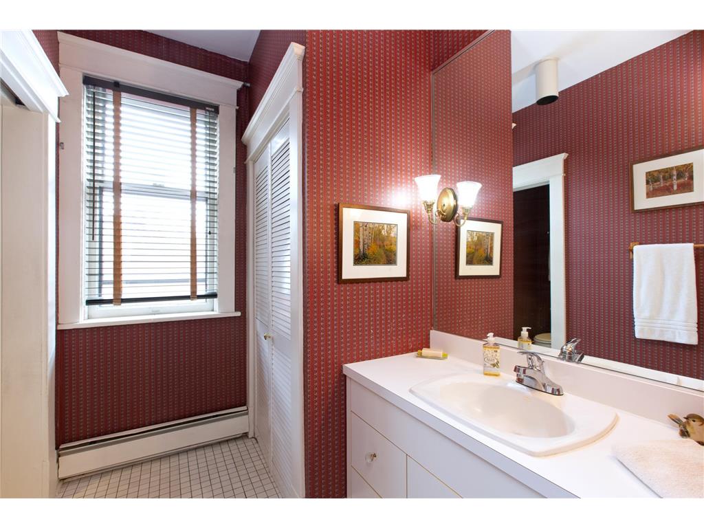 438 Portland Avenue #3 Saint Paul MN 55102 6332349 image30