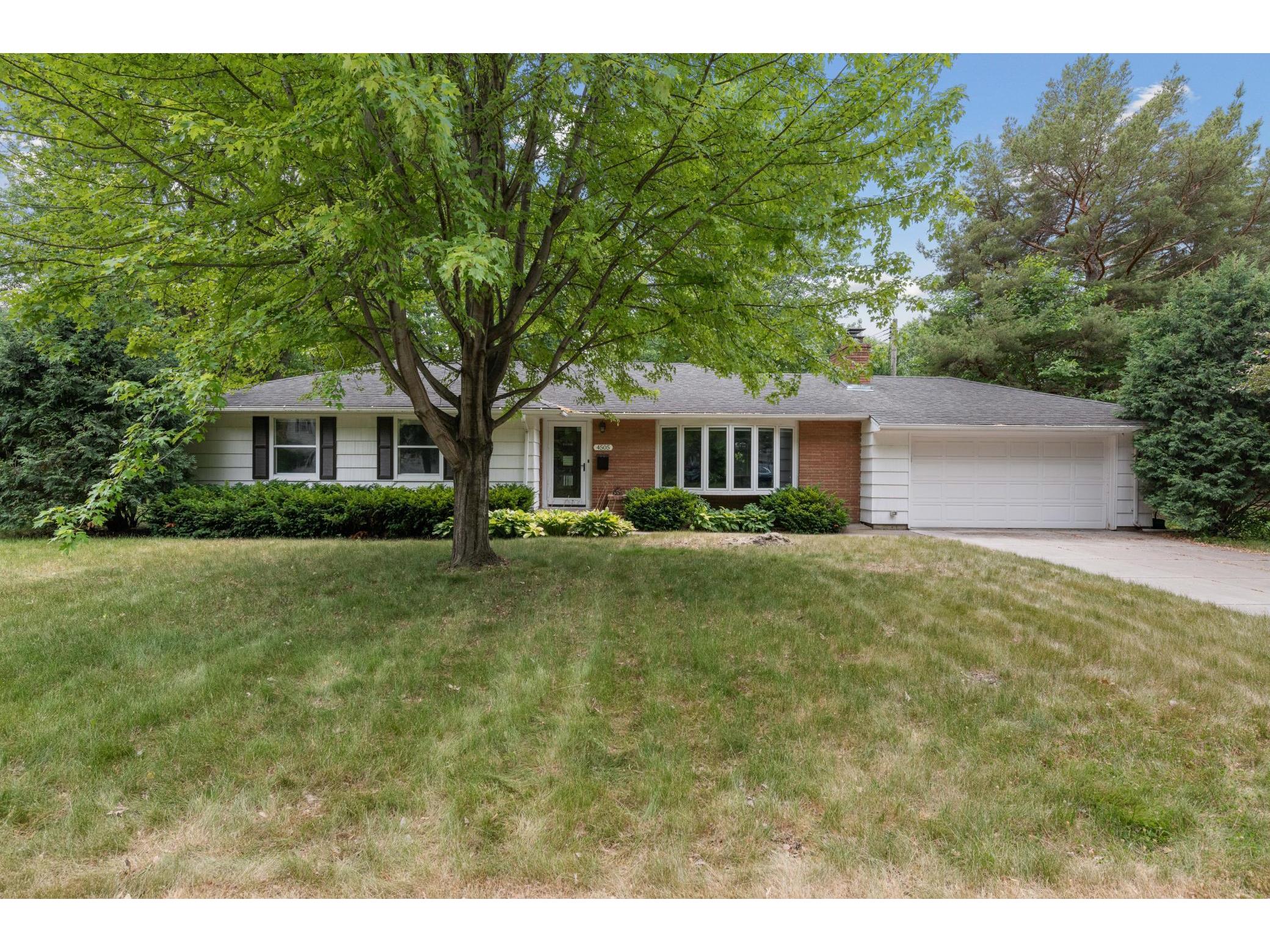 4505 Woodland Road W Edina MN 55424 6012781 image1