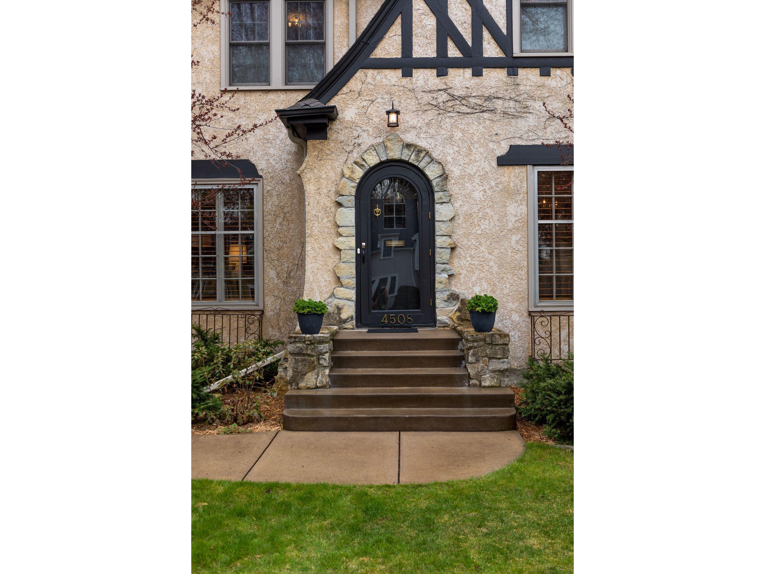 4508 Casco Avenue Edina MN 55424 5731008 image1