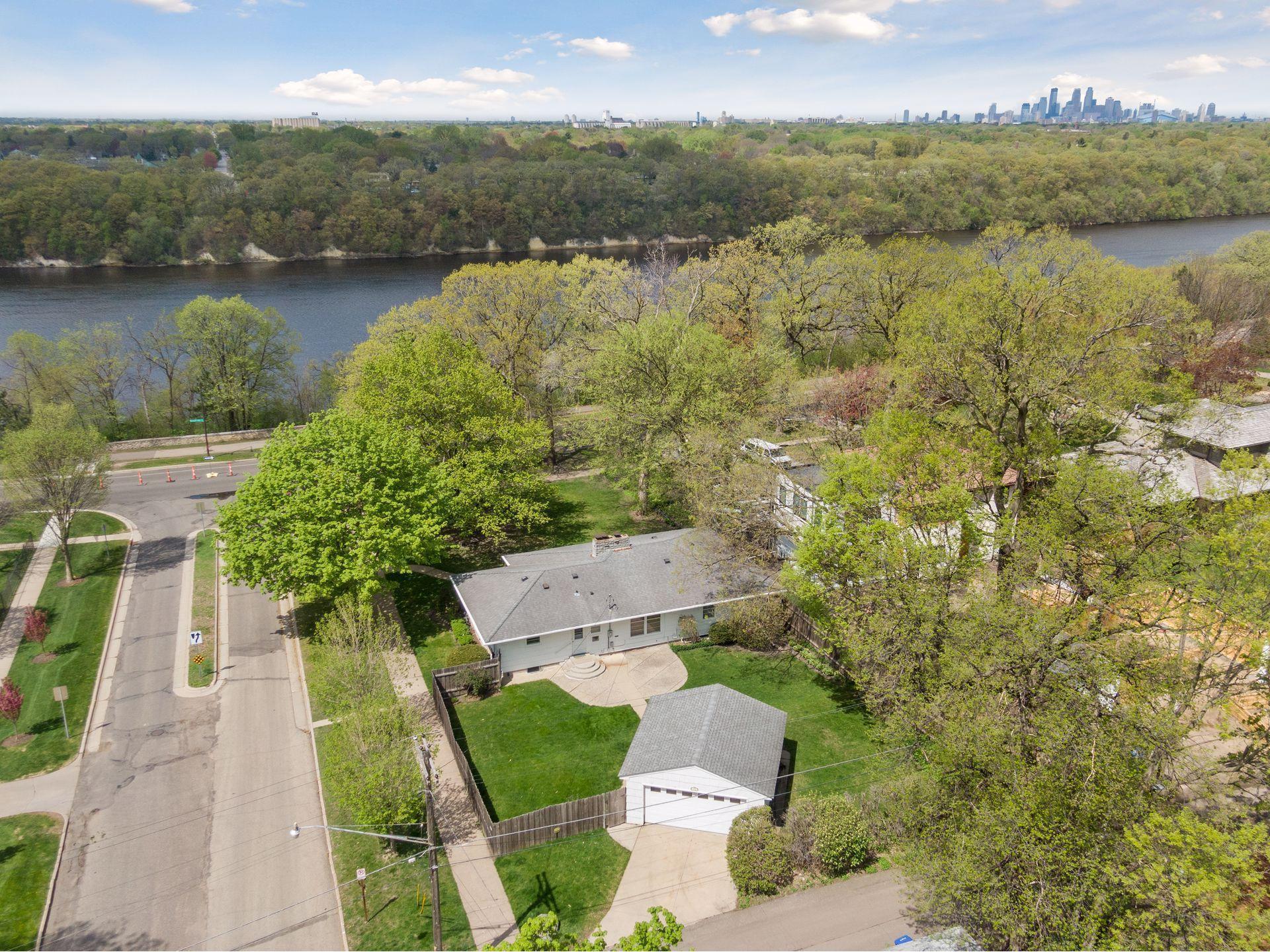 480 Mississippi River Boulevard S Saint Paul MN 55105 - Mississippi 5755234 image1