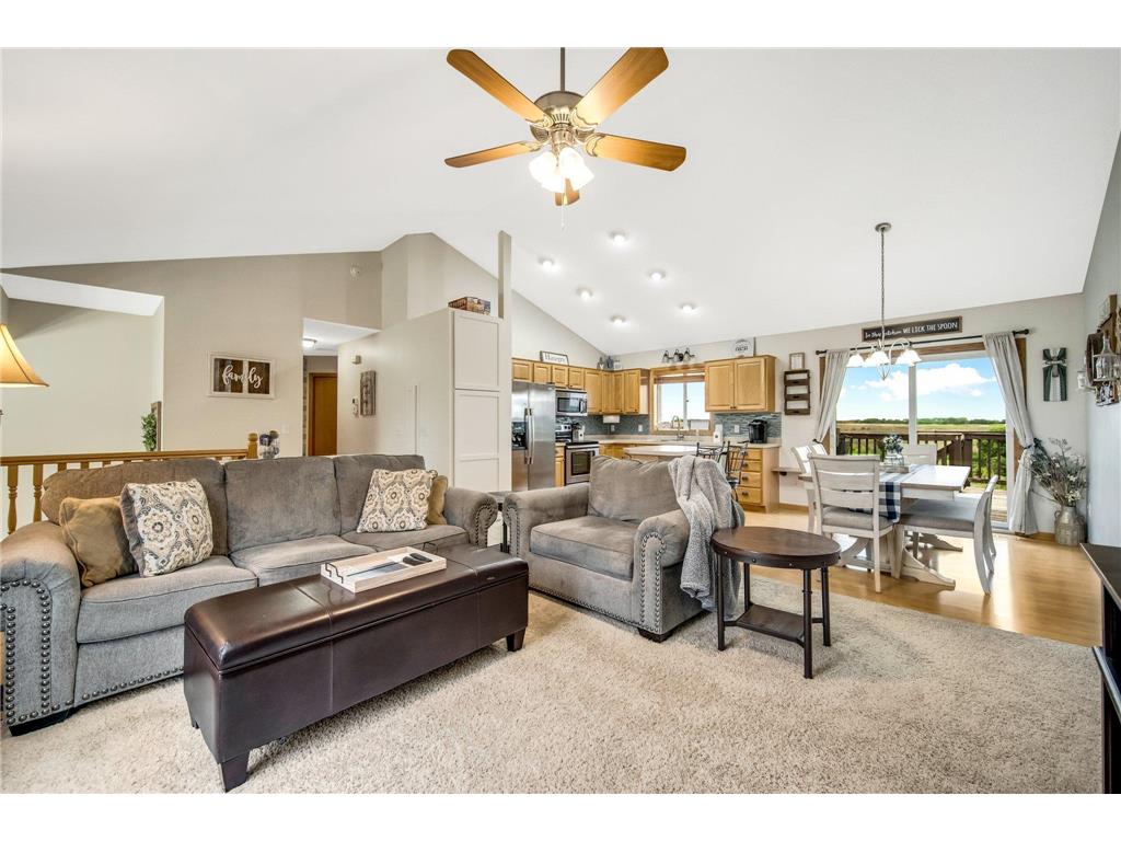 5045 Kagan Avenue NE Albertville MN 55301 6364977 image3