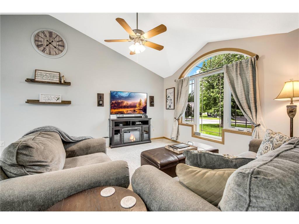 5045 Kagan Avenue NE Albertville MN 55301 6364977 image4