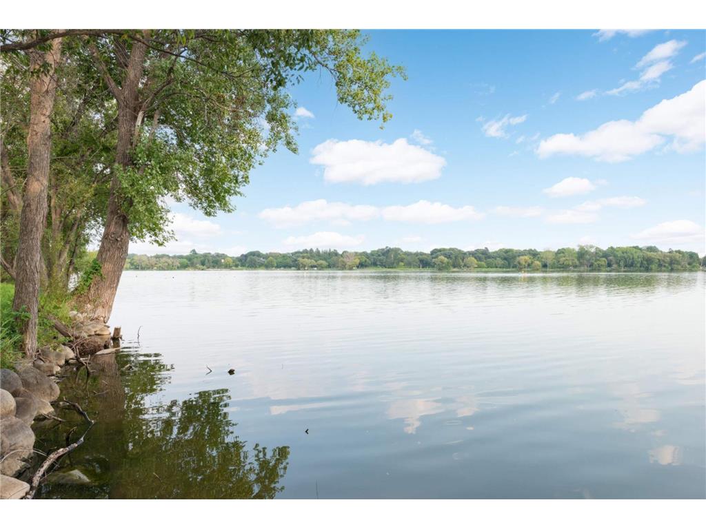 5208 37th Avenue S Minneapolis MN 55417 6517367 image32