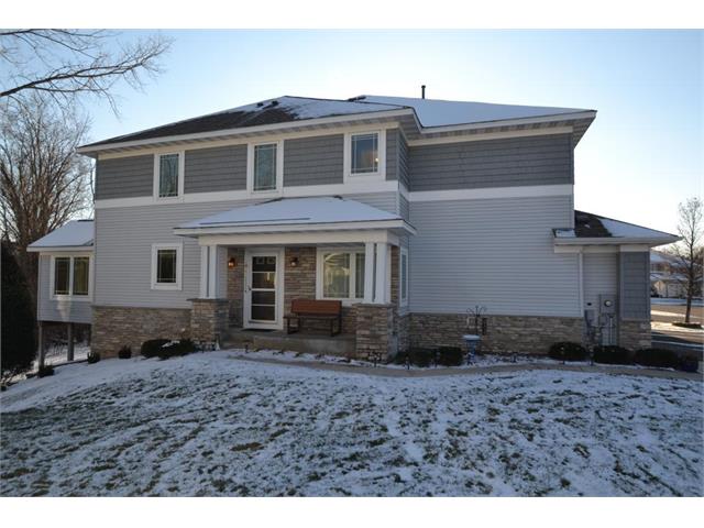 525 Sutherland Drive Woodbury MN 55129