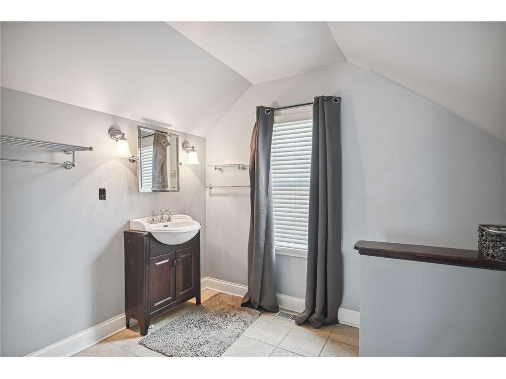 5416 Oliver Avenue S Minneapolis MN 55419 6394716 image11