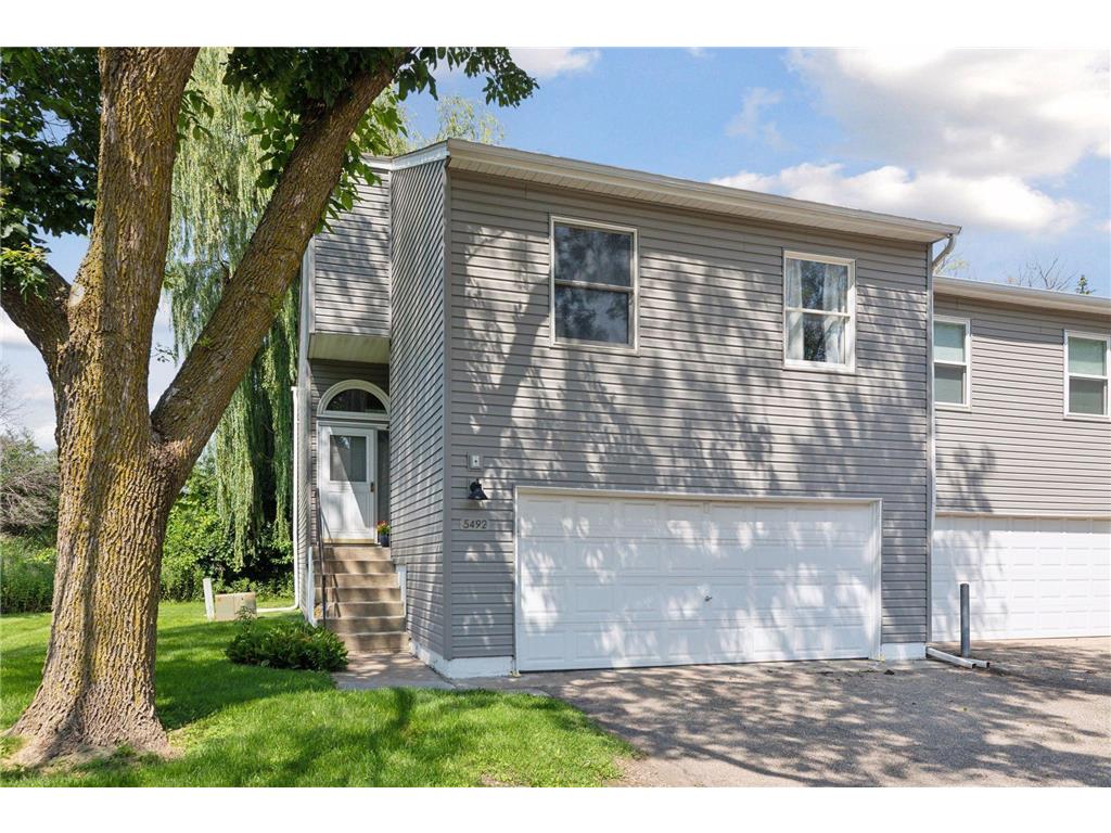 5492 Egan Drive Savage MN 55378 6562907 image1