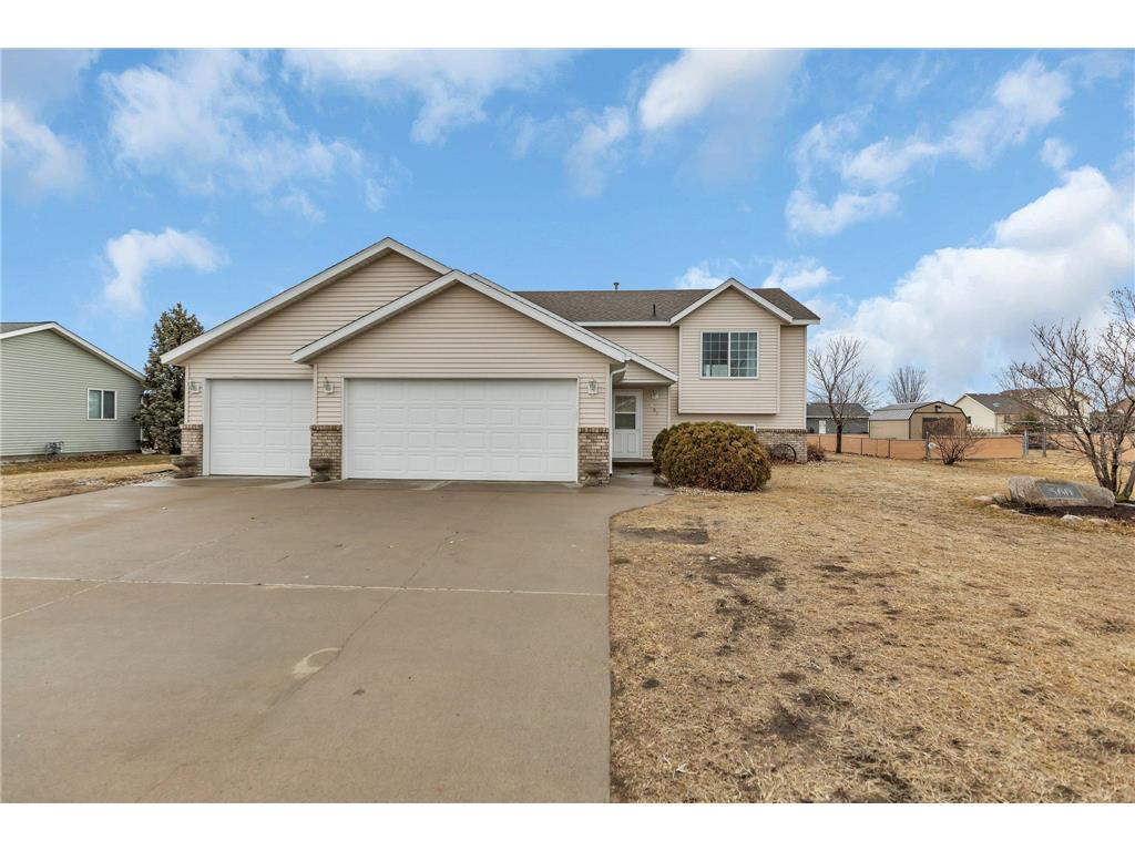 560 6th Street NW Richmond MN 56368 6173611 image1