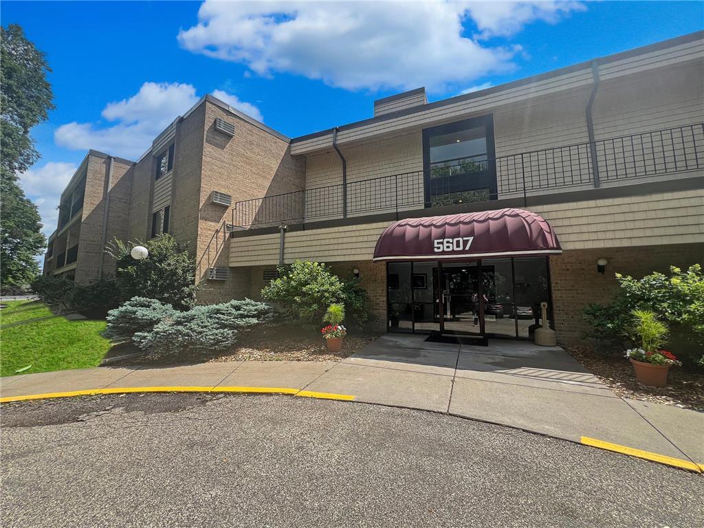 5607 Green Circle Drive #219 Minnetonka MN 55343 6568219 image1