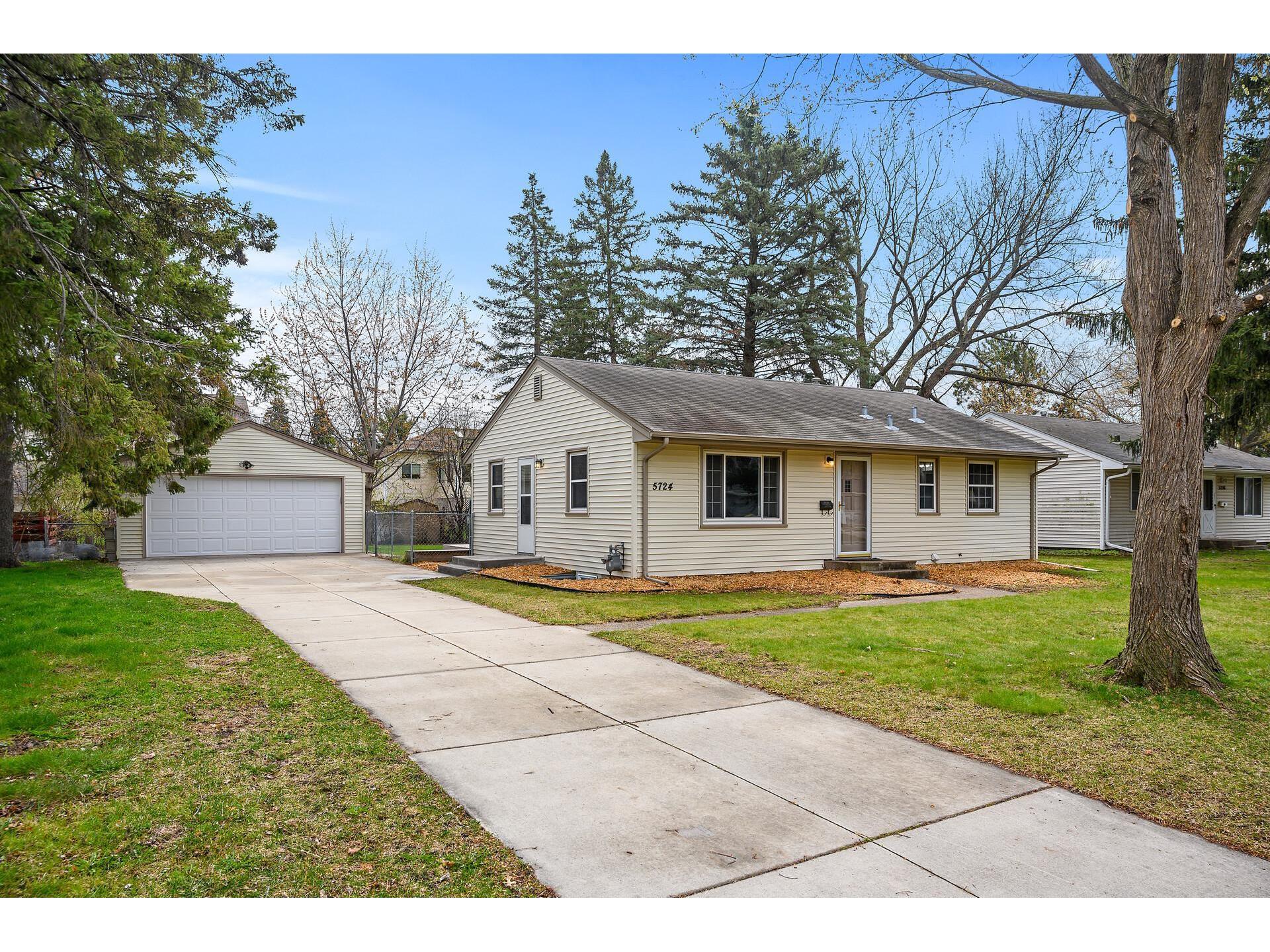 5724 Pennsylvania Avenue N Crystal MN 55428 5699389 image1