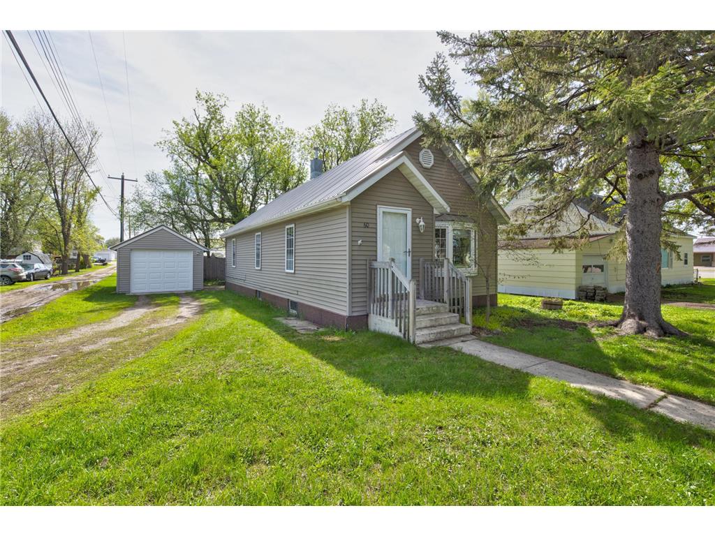 60 W 3rd Avenue Cottonwood MN 56229 6372180 image1