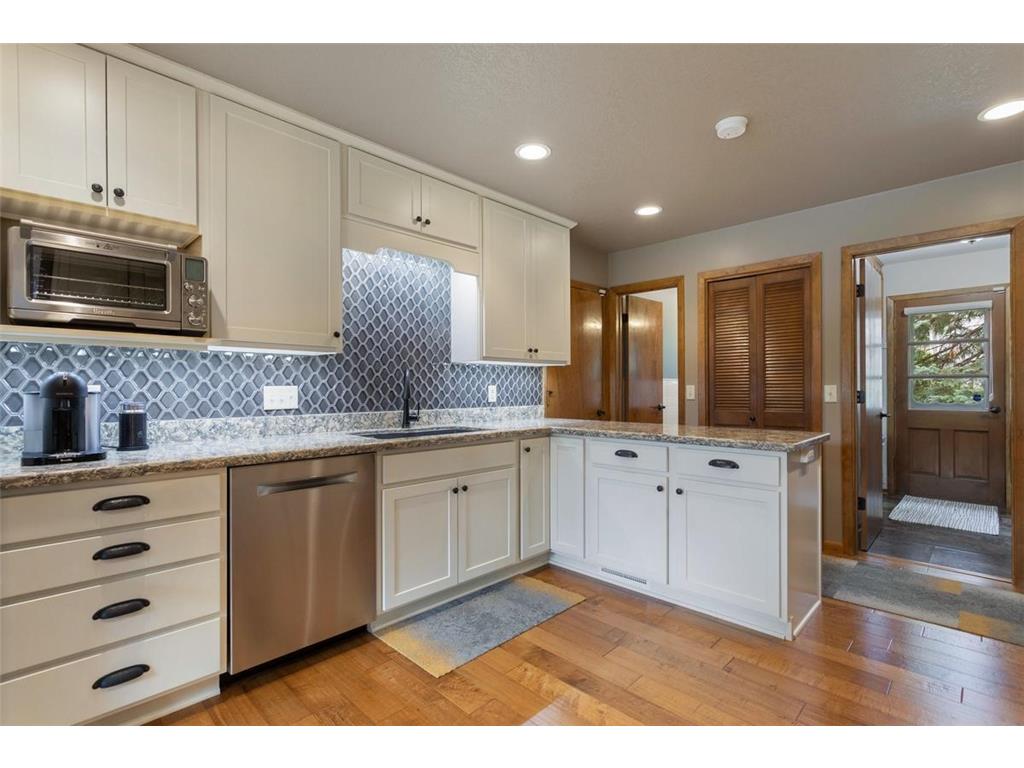 6050 Manchester Drive Golden Valley MN 55422 6576938 image10