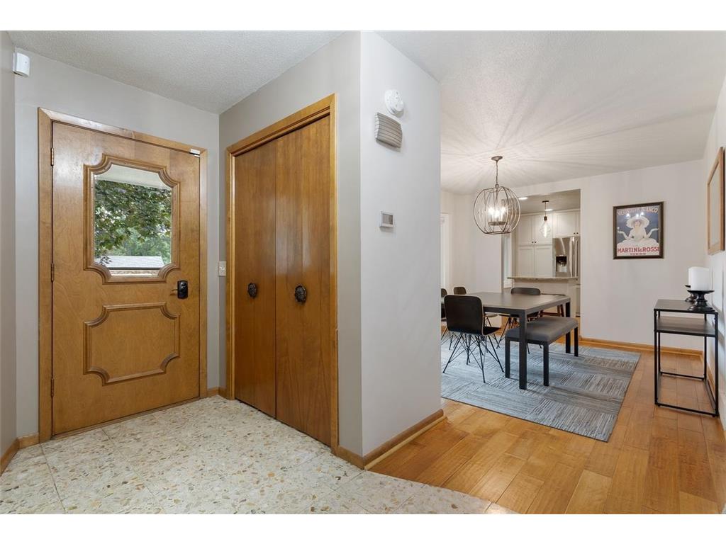 6050 Manchester Drive Golden Valley MN 55422 6576938 image2