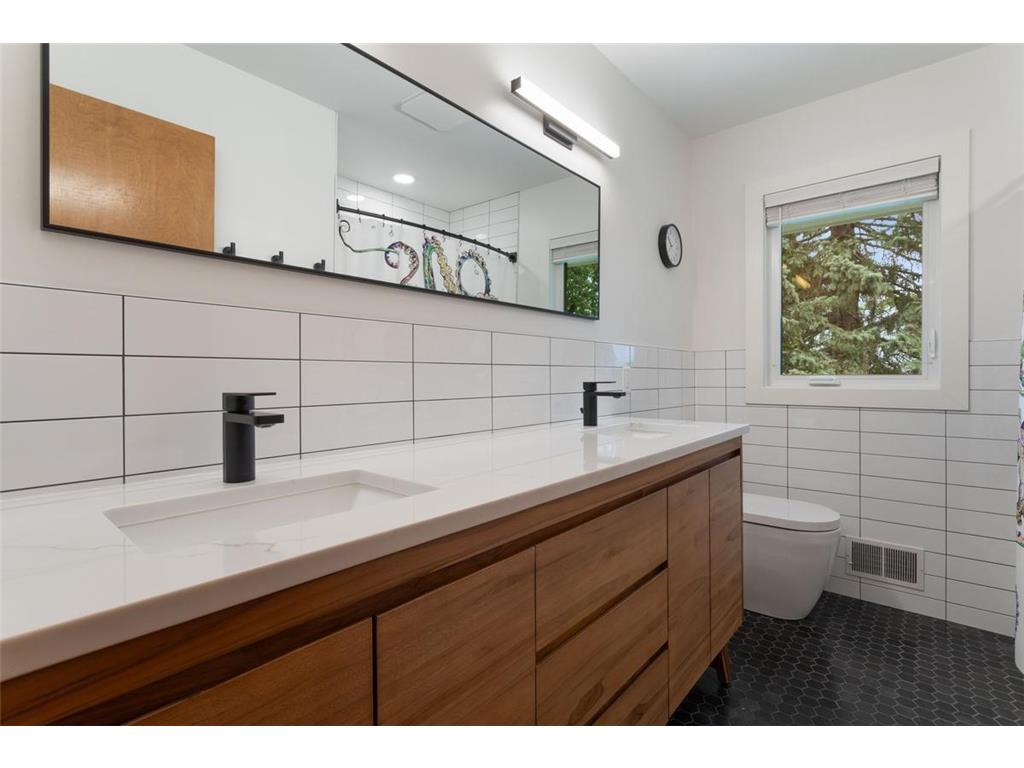 6050 Manchester Drive Golden Valley MN 55422 6576938 image23