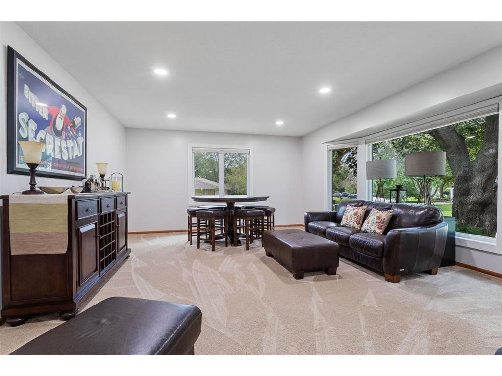 6050 Manchester Drive Golden Valley MN 55422 6576938 image3