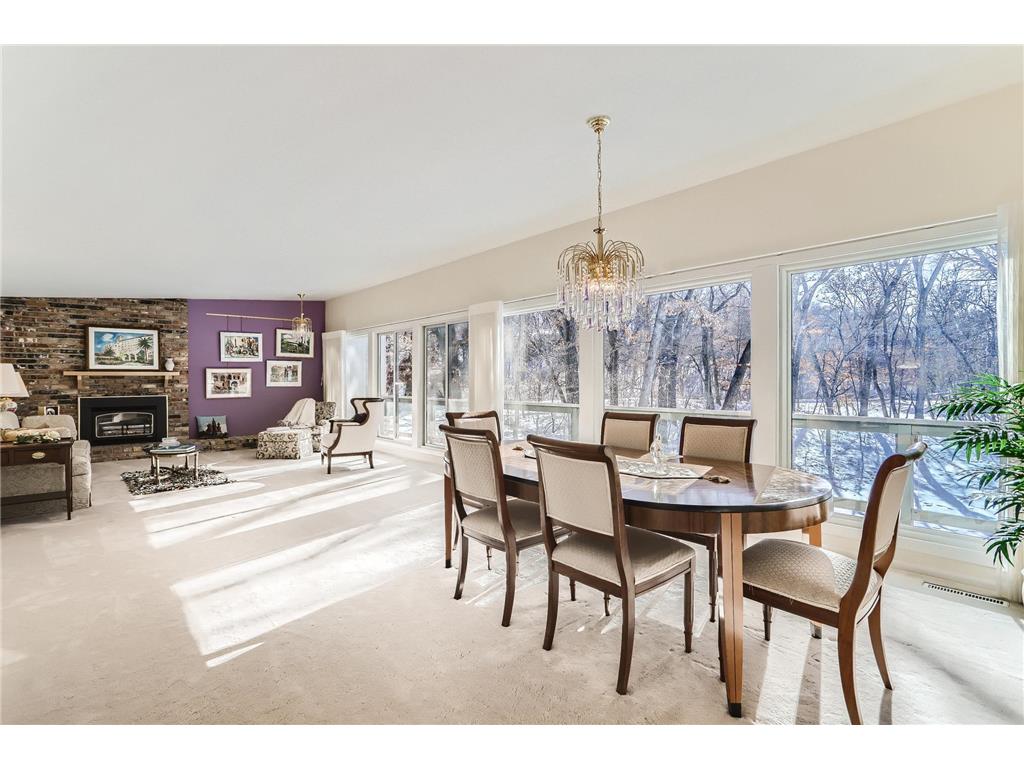 61 E Pleasant Lake Road North Oaks MN 55127 6333364 image1