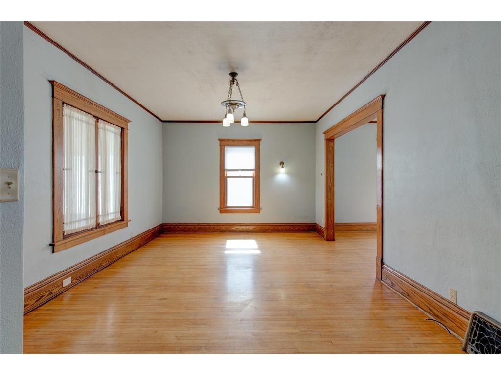 615 W Marshall Street Marshall MN 56258 6353011 image17