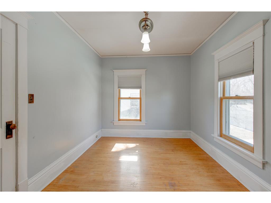 615 W Marshall Street Marshall MN 56258 6353011 image25