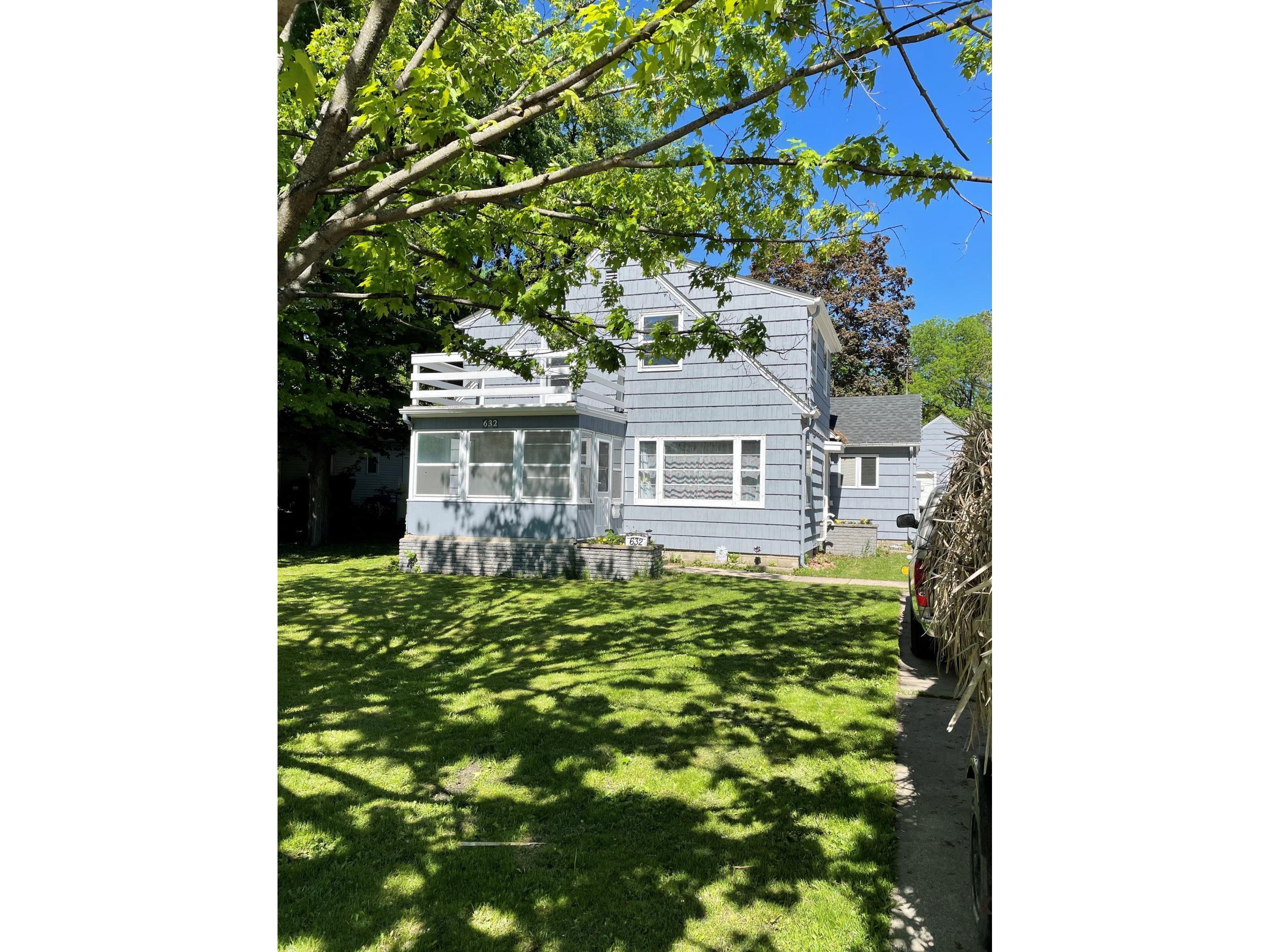 632 Bluff Street NE Hutchinson MN 55350 5748402 image1