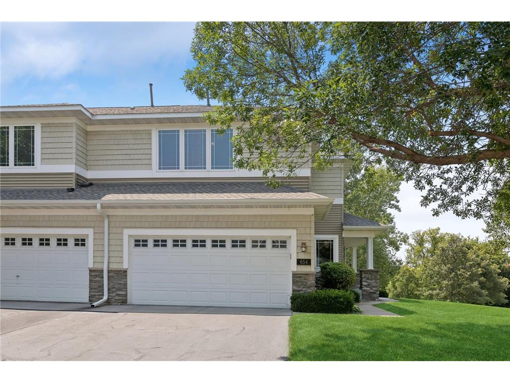 654 Sutherland Drive Woodbury MN 55129 6576348 image1