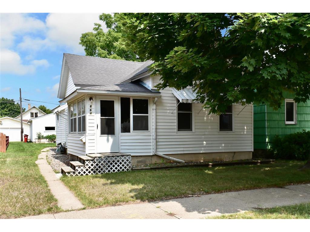 668 E Howard Street Winona MN 55987 6407300 image1