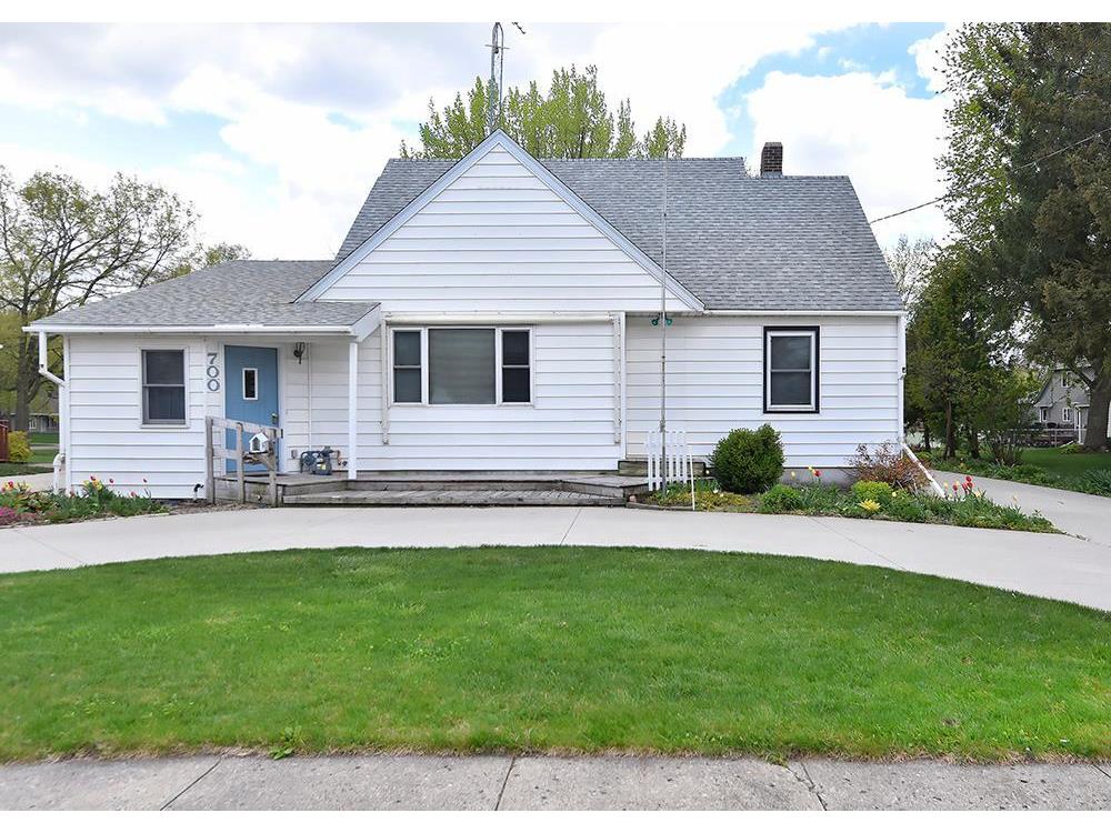 700 8th Avenue NE Waseca MN 56093 5551382 image1