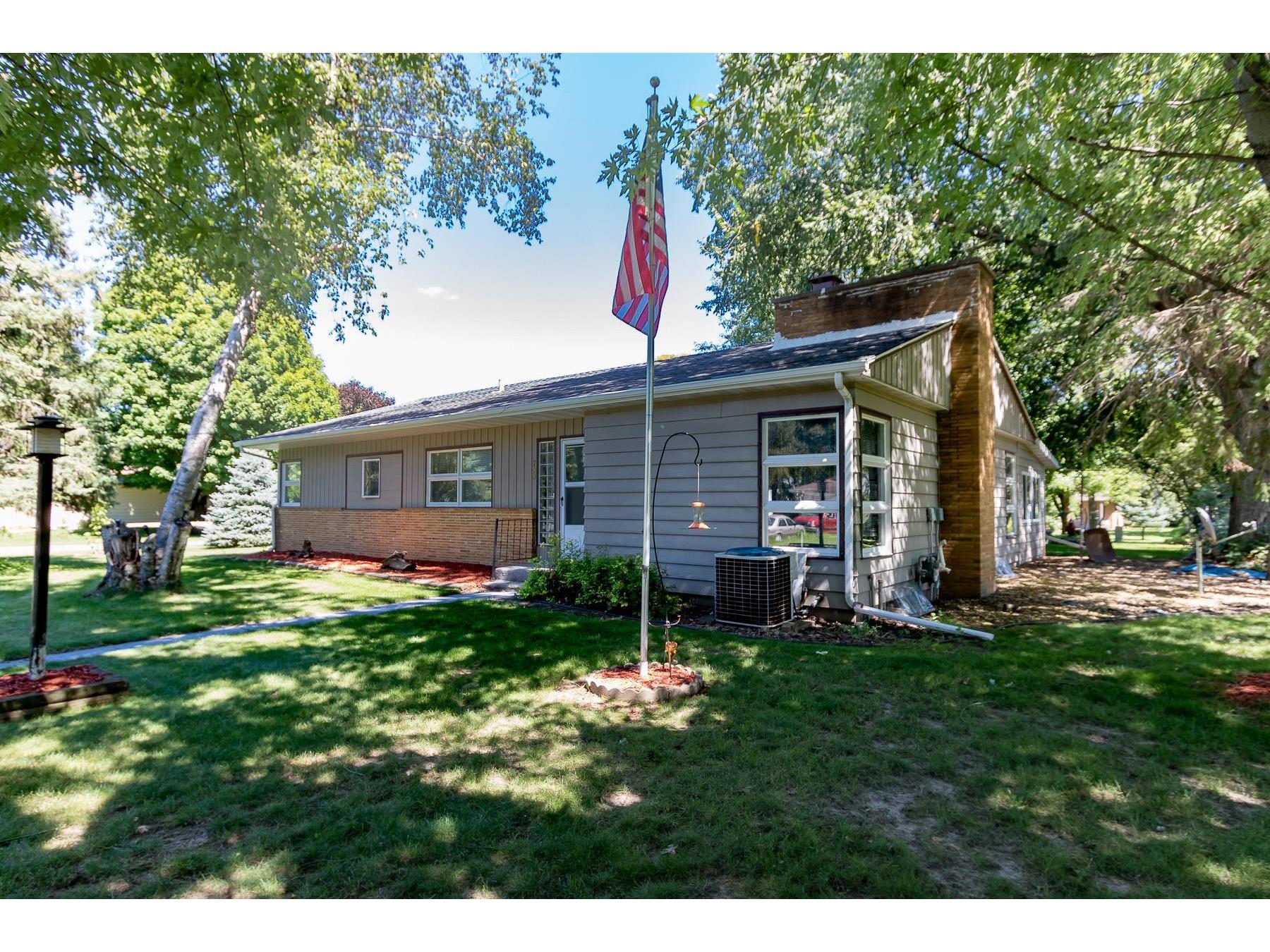 700 Wisconsin Avenue Centuria WI 54824 5643914 image1