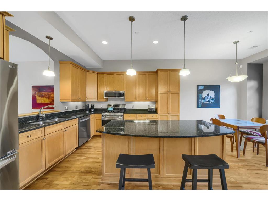 710 Linden Street Mendota Heights MN 55118 6576412 image1
