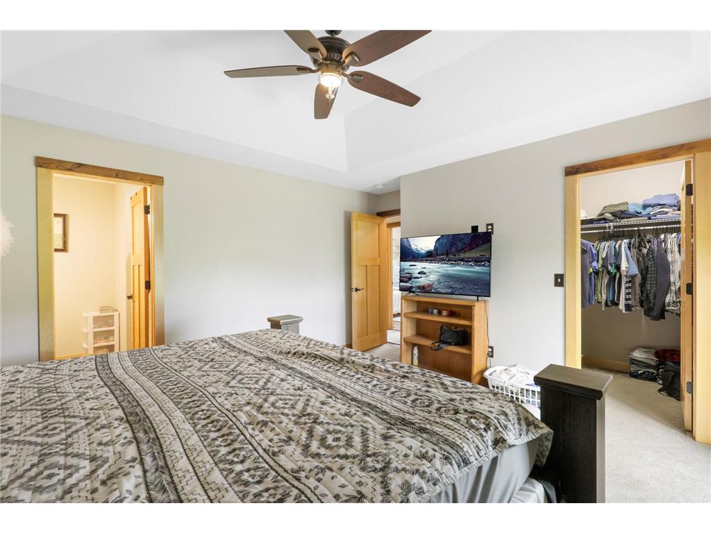 711 210th Avenue NW Oak Grove MN 55011 6594400 image16