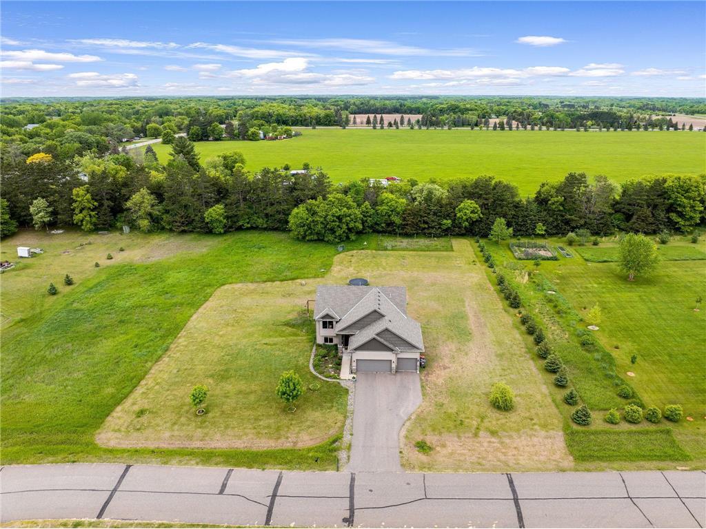 711 210th Avenue NW Oak Grove MN 55011 6594400 image2