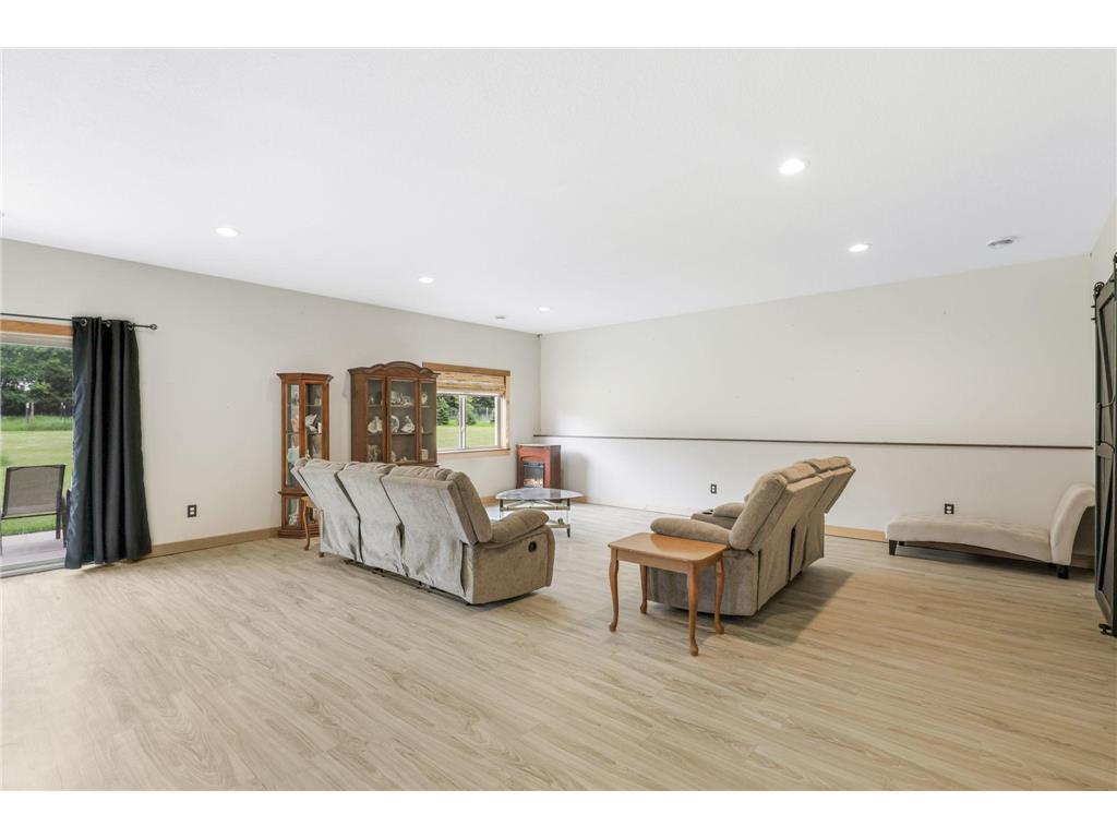 711 210th Avenue NW Oak Grove MN 55011 6594400 image24