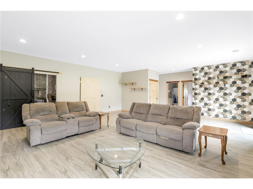 711 210th Avenue NW Oak Grove MN 55011 6594400 image25
