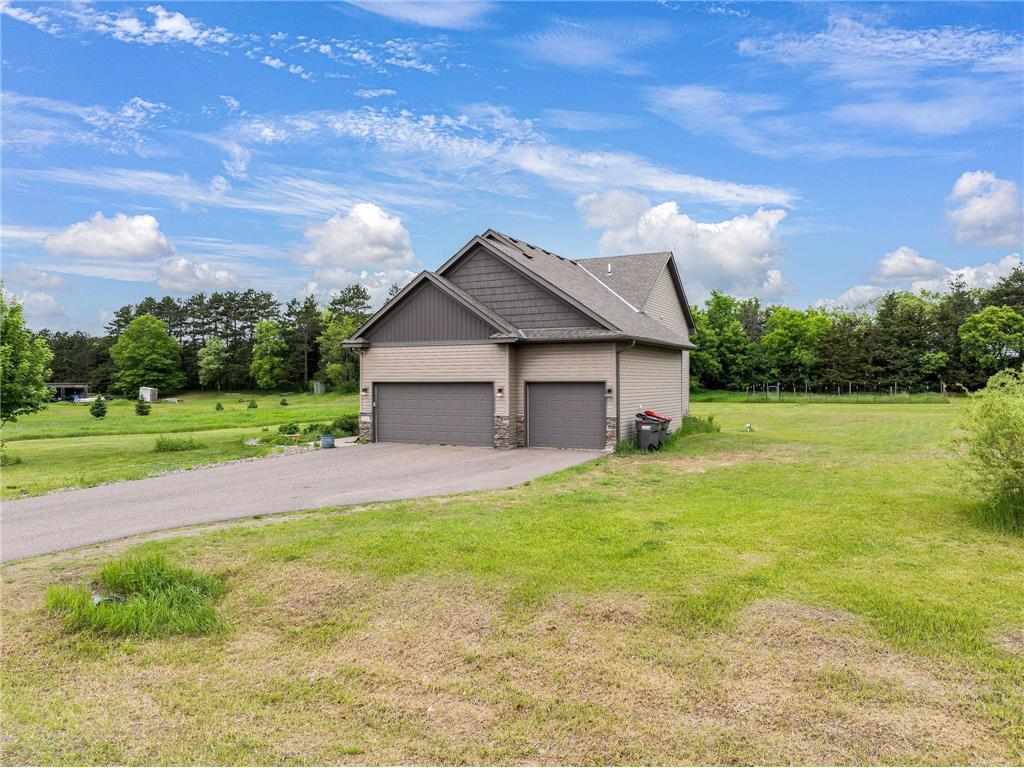 711 210th Avenue NW Oak Grove MN 55011 6594400 image30