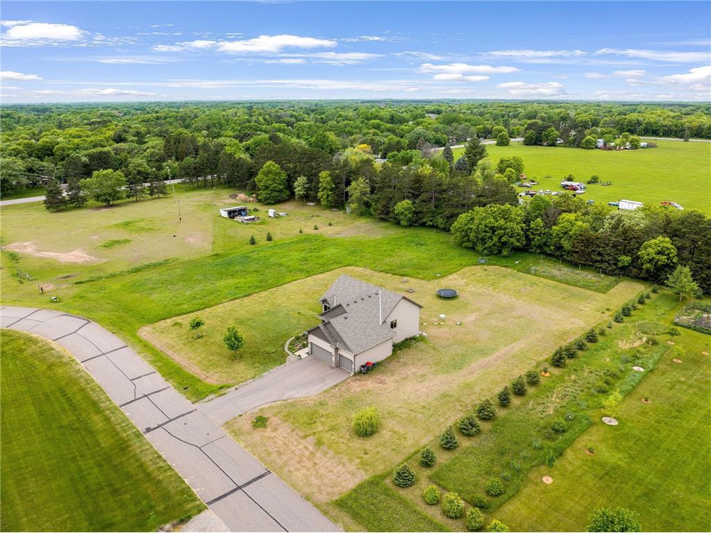 711 210th Avenue NW Oak Grove MN 55011 6594400 image31