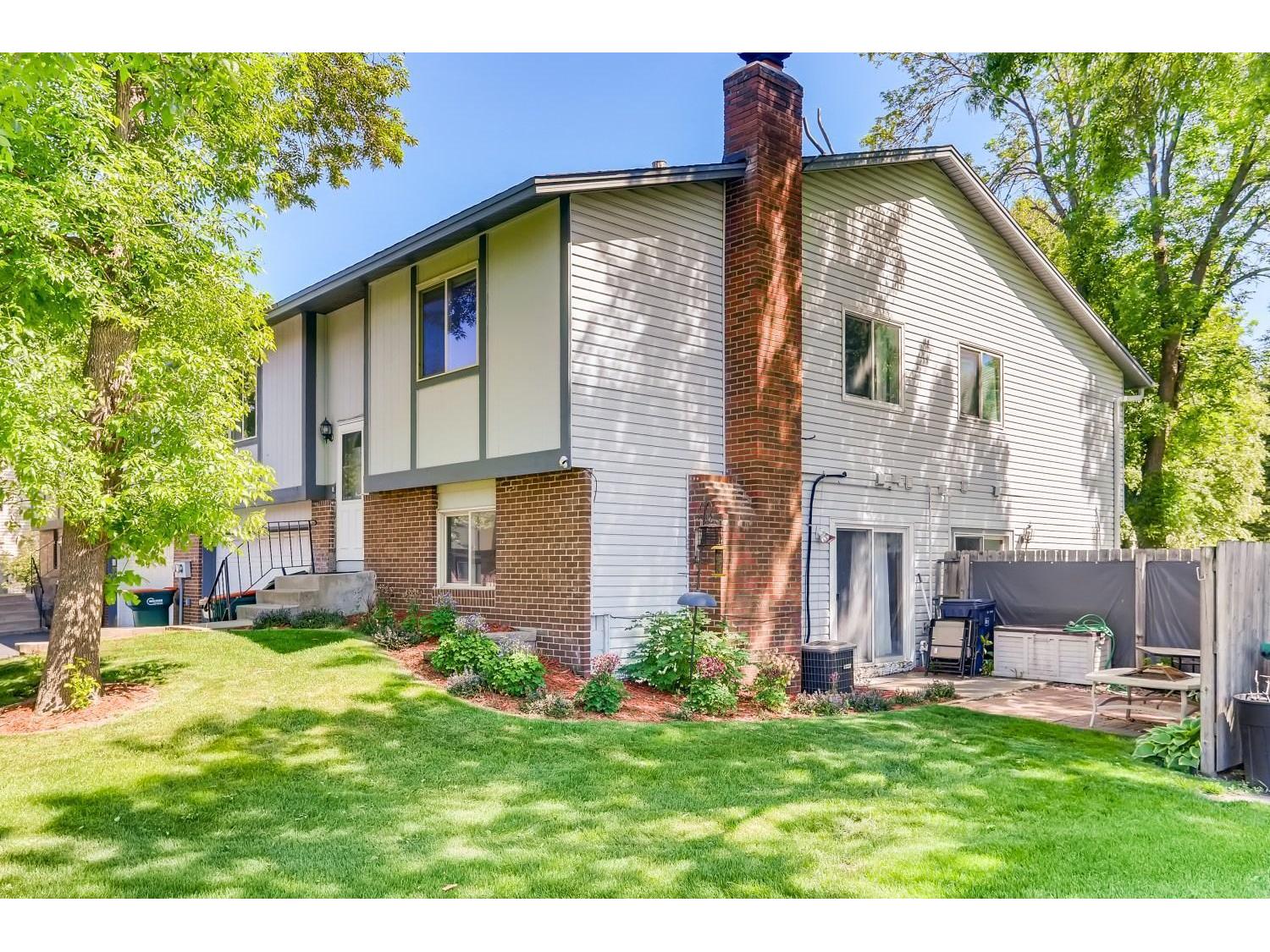 712 125th Lane NE Blaine MN 55434 5768334 image1