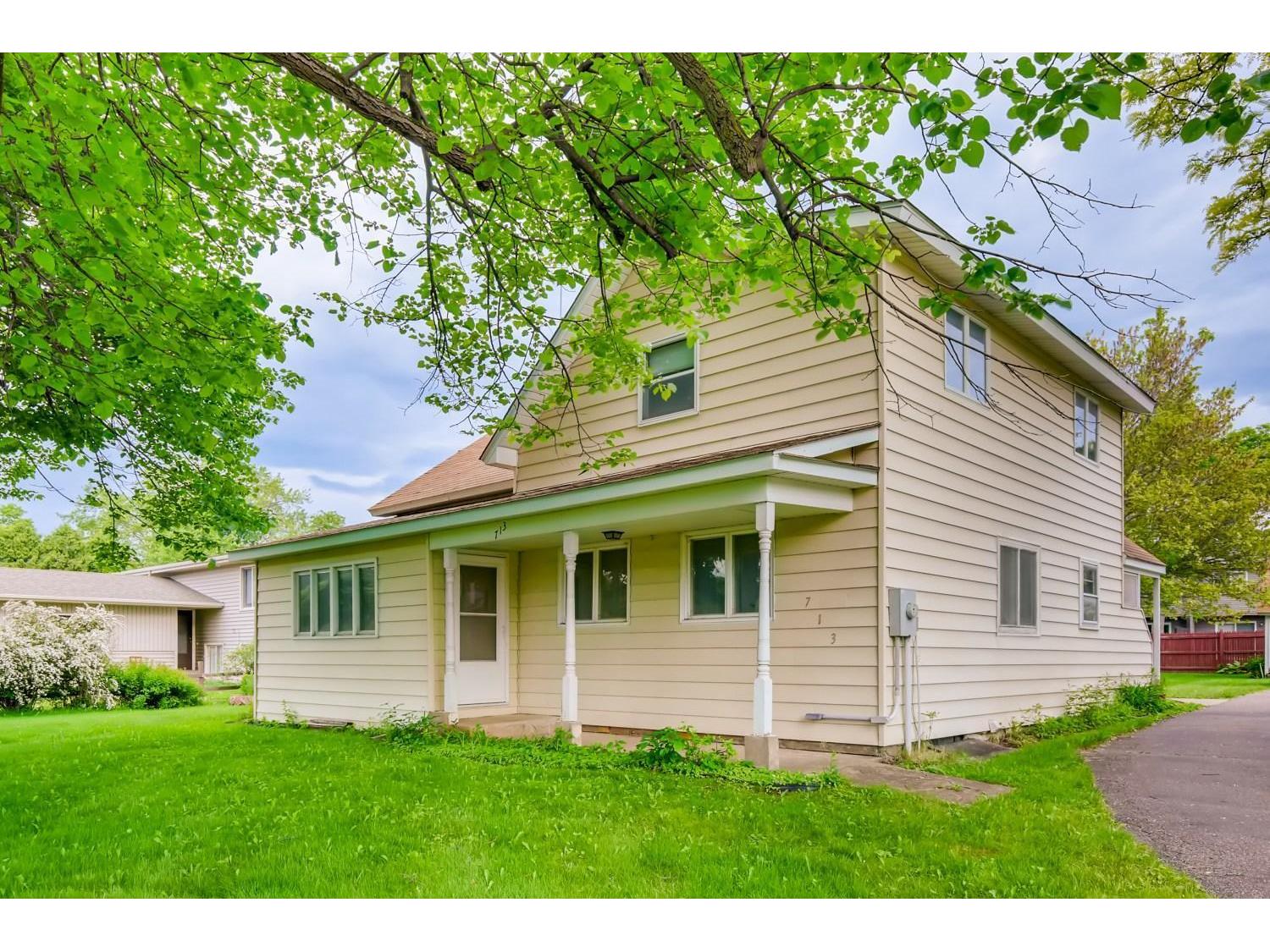 713 W 4th Street New Richmond WI 54017 5761697 image1