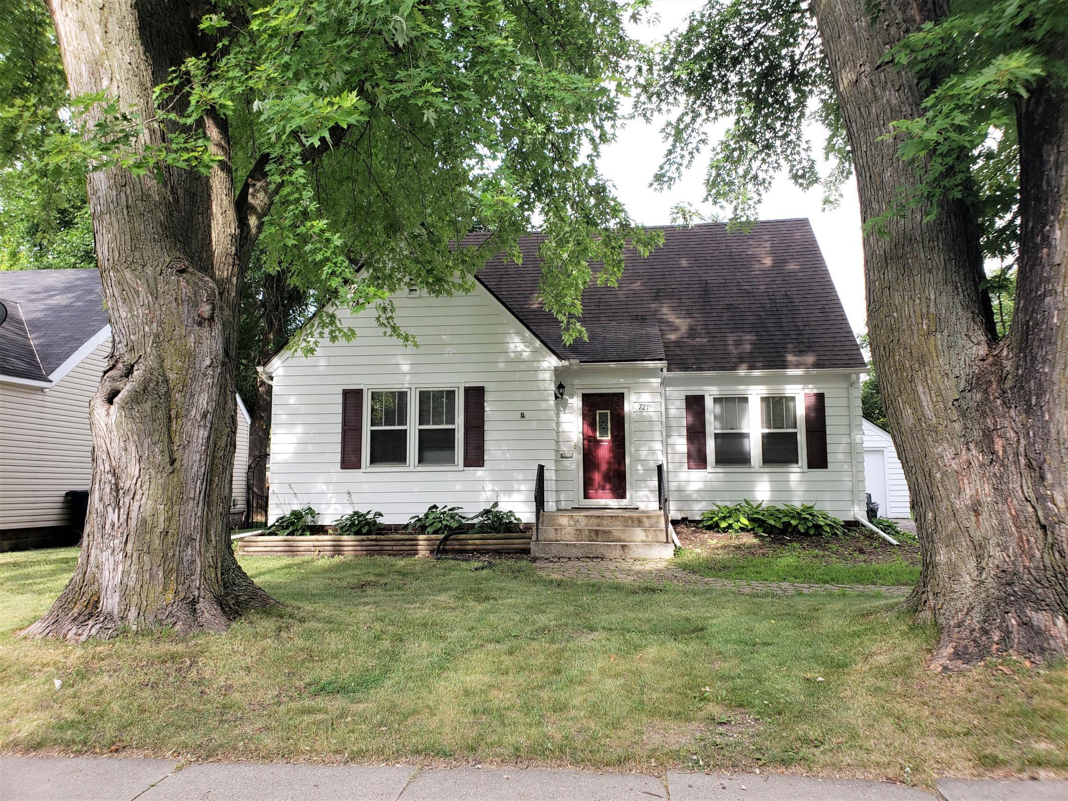 721 2nd Street NW Waseca MN 56093 5621362 image1