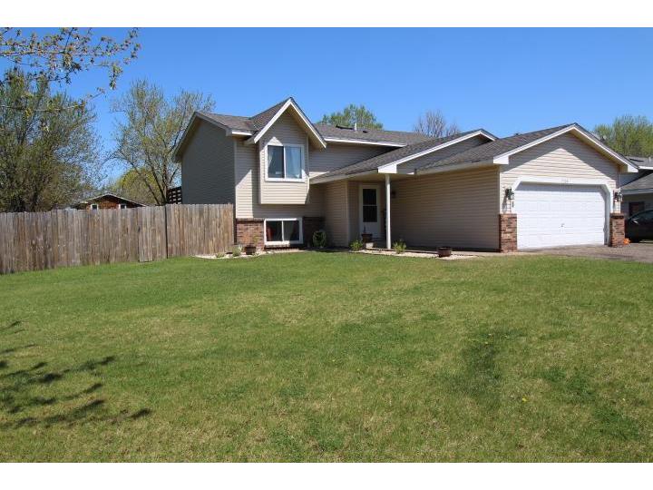 7324 114th Avenue N Champlin MN 55316 5558772 image1