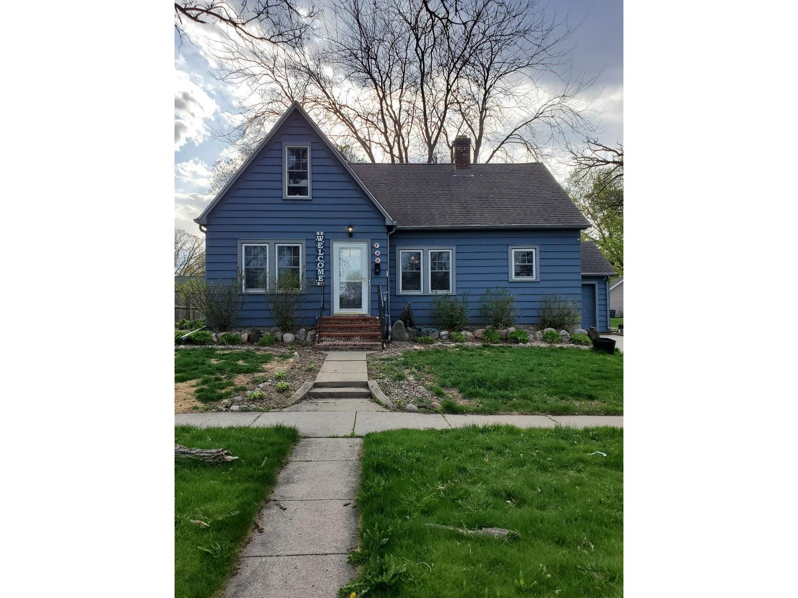 736 Franklin Street SW Hutchinson MN 55350 5752647 image1