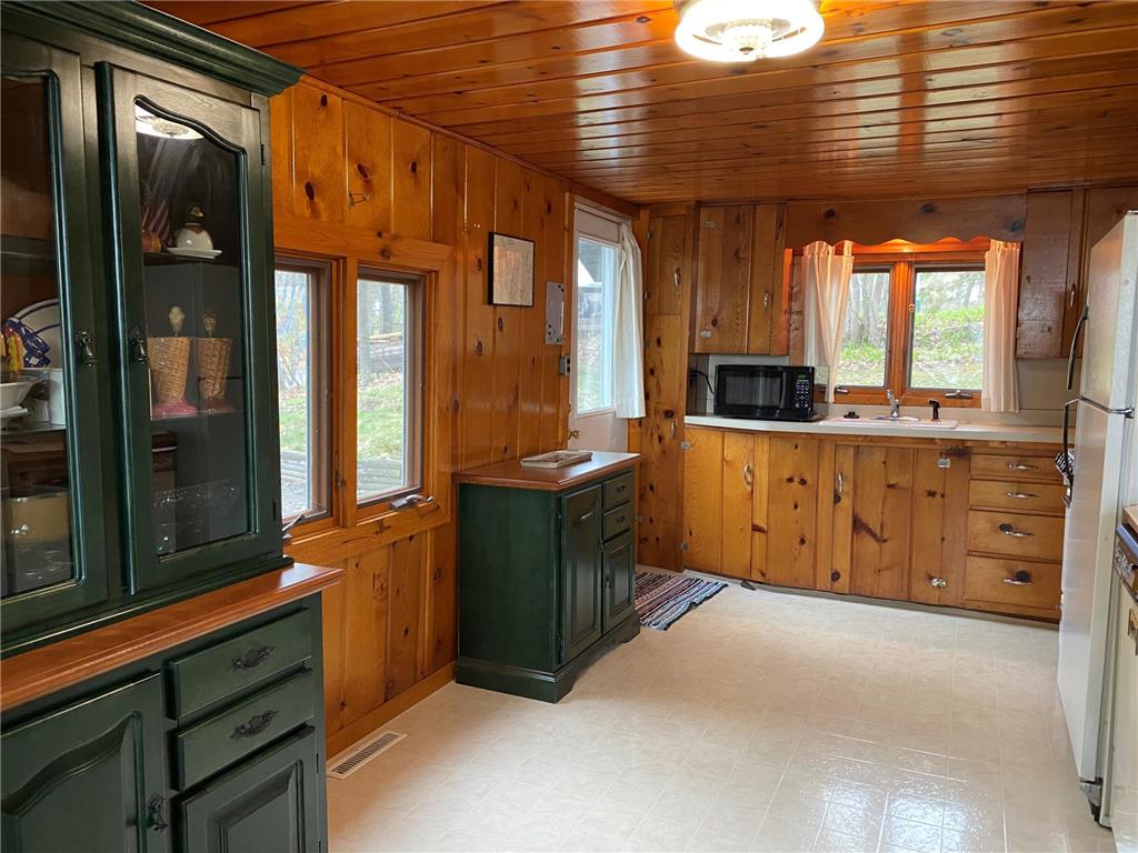 801 Park Drive Balsam Lake WI 54810 - Balsam Lake 6363690 image12
