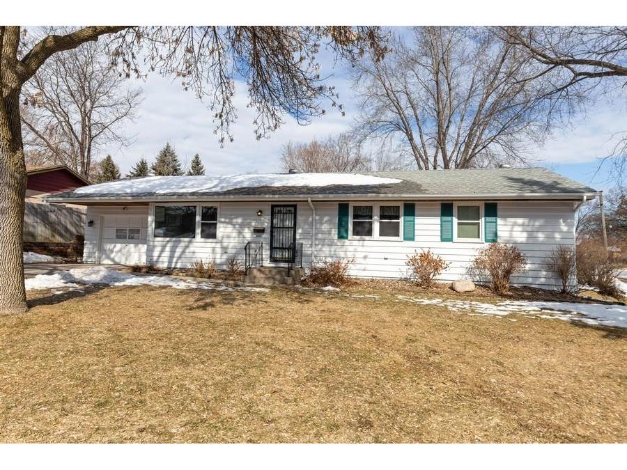8010 33rd Place N Crystal MN 55427 5502525 image1