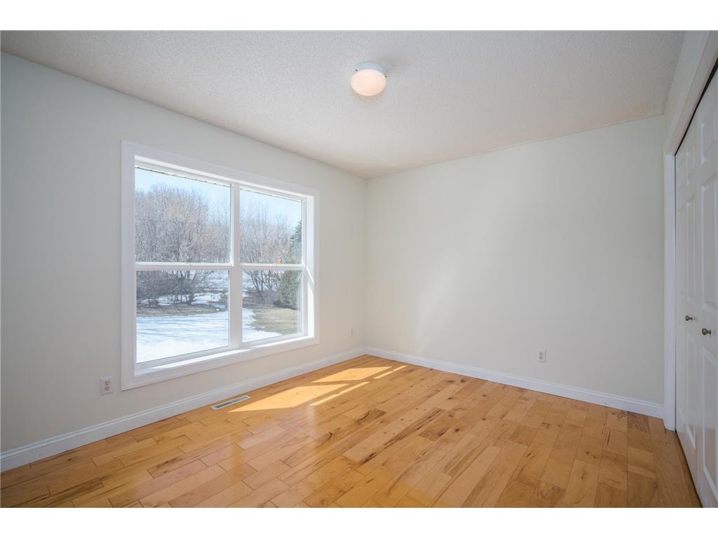 8048 Marsh Creek Alcove Woodbury MN 55125 6336852 image22