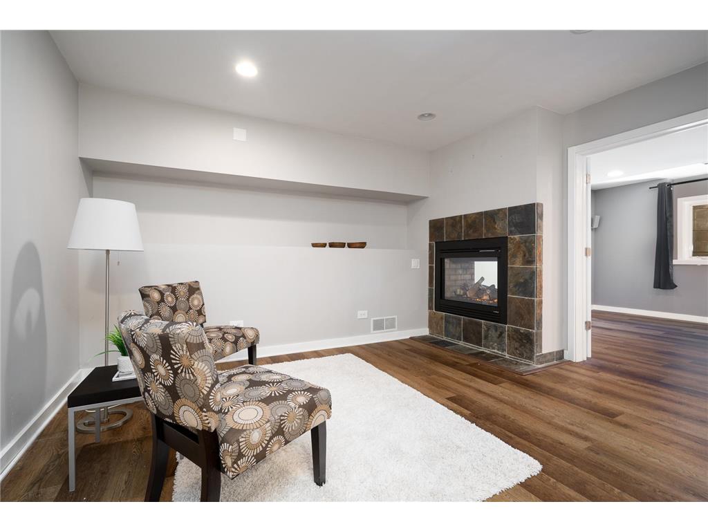 8048 Marsh Creek Alcove Woodbury MN 55125 6336852 image28