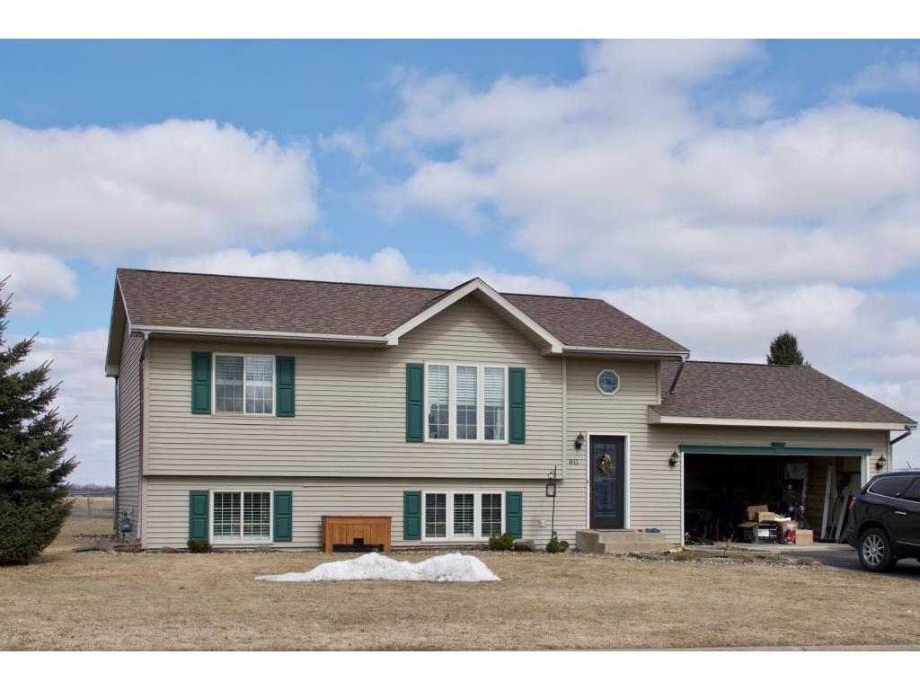 811 Eulaine Circle Hammond WI 54015 5507506 image1