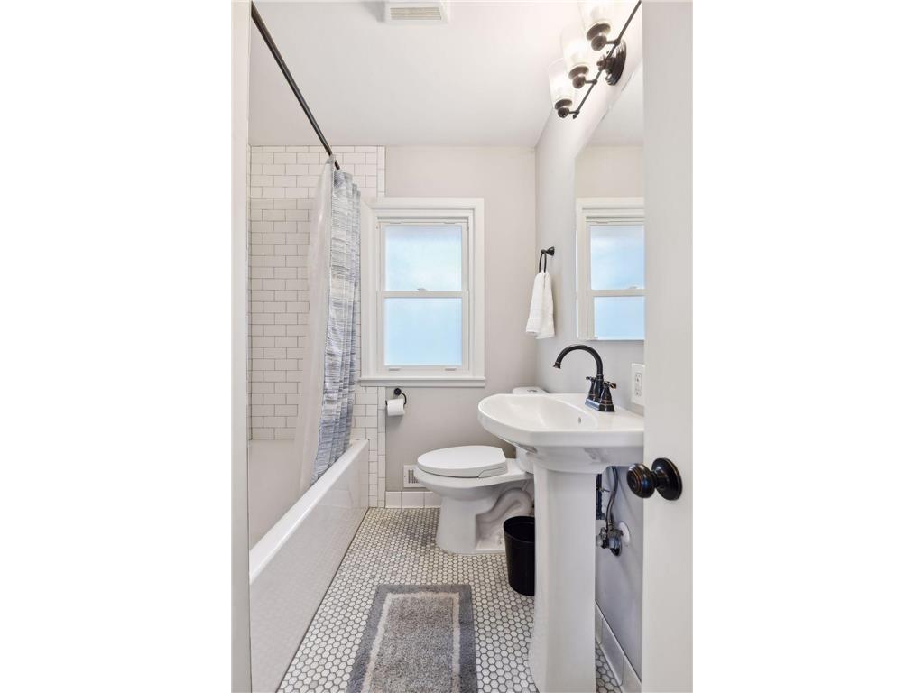 8119 Virginia Circle N Saint Louis Park MN 55426 6559778 image16