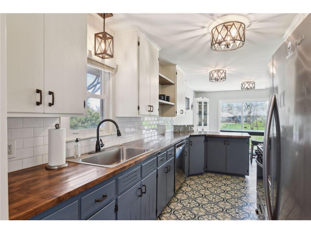 8119 Virginia Circle N Saint Louis Park MN 55426 6559778 image2