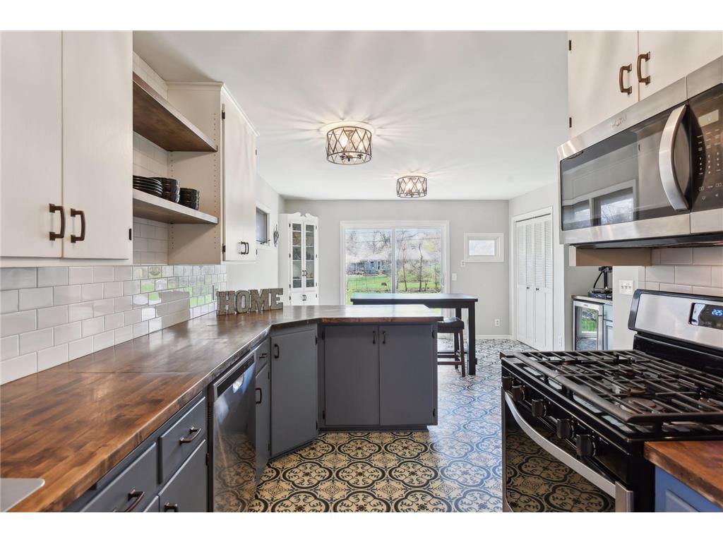 8119 Virginia Circle N Saint Louis Park MN 55426 6559778 image3