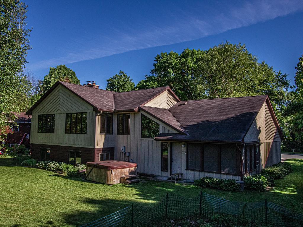 816 Ivanhoe Drive Northfield MN 55057 5574170 image1