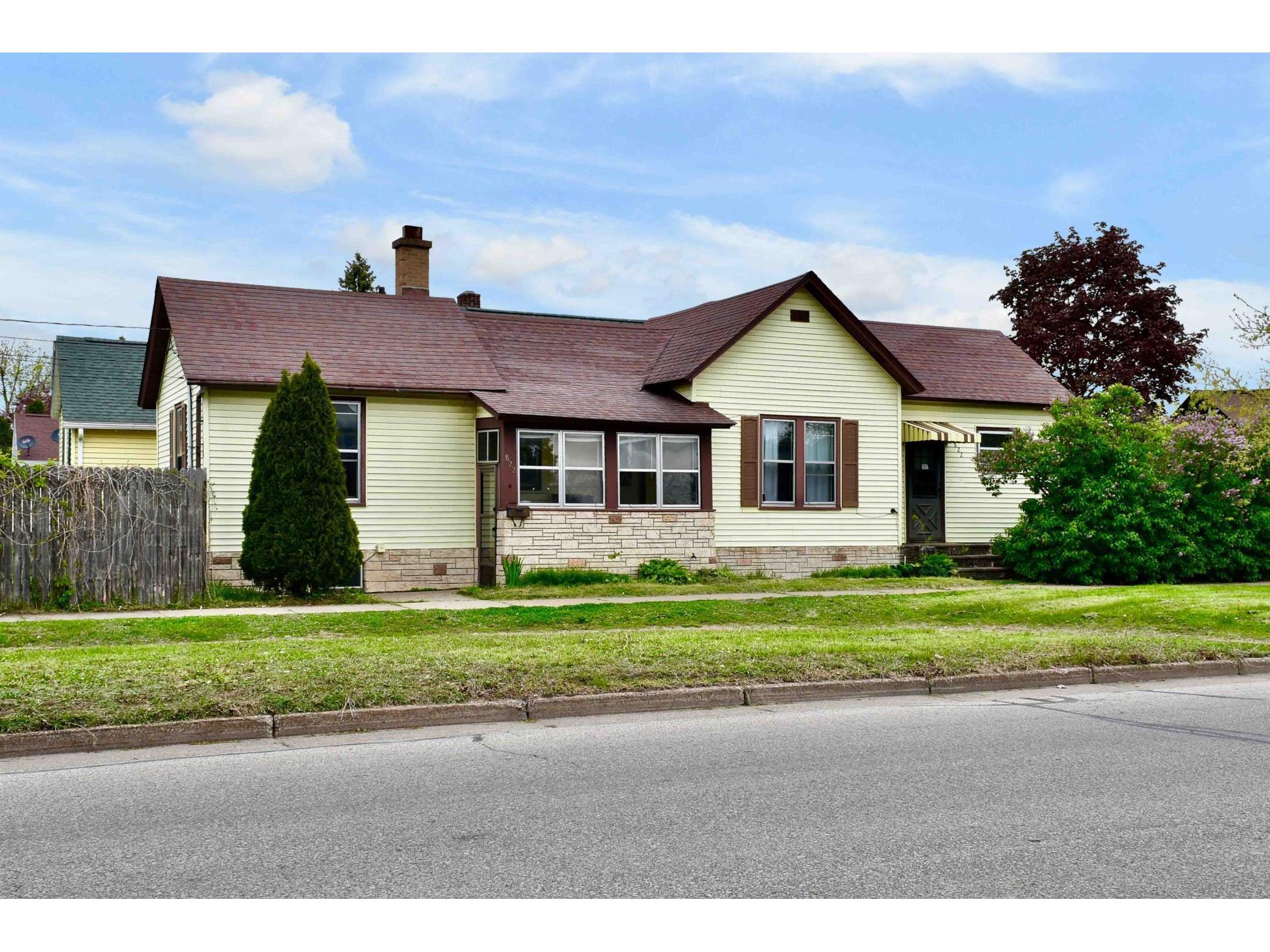 822 E Broadway Street Winona MN 55987 5755222 image1