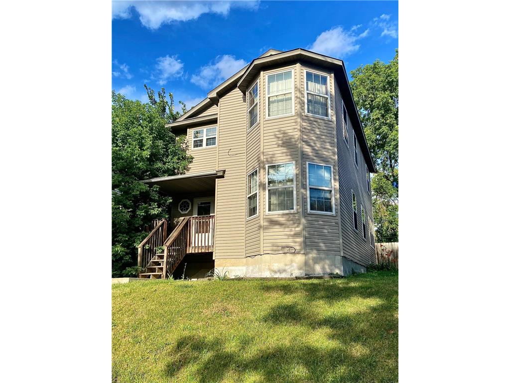822 Russell Avenue N Minneapolis MN 55411 6261546 image1