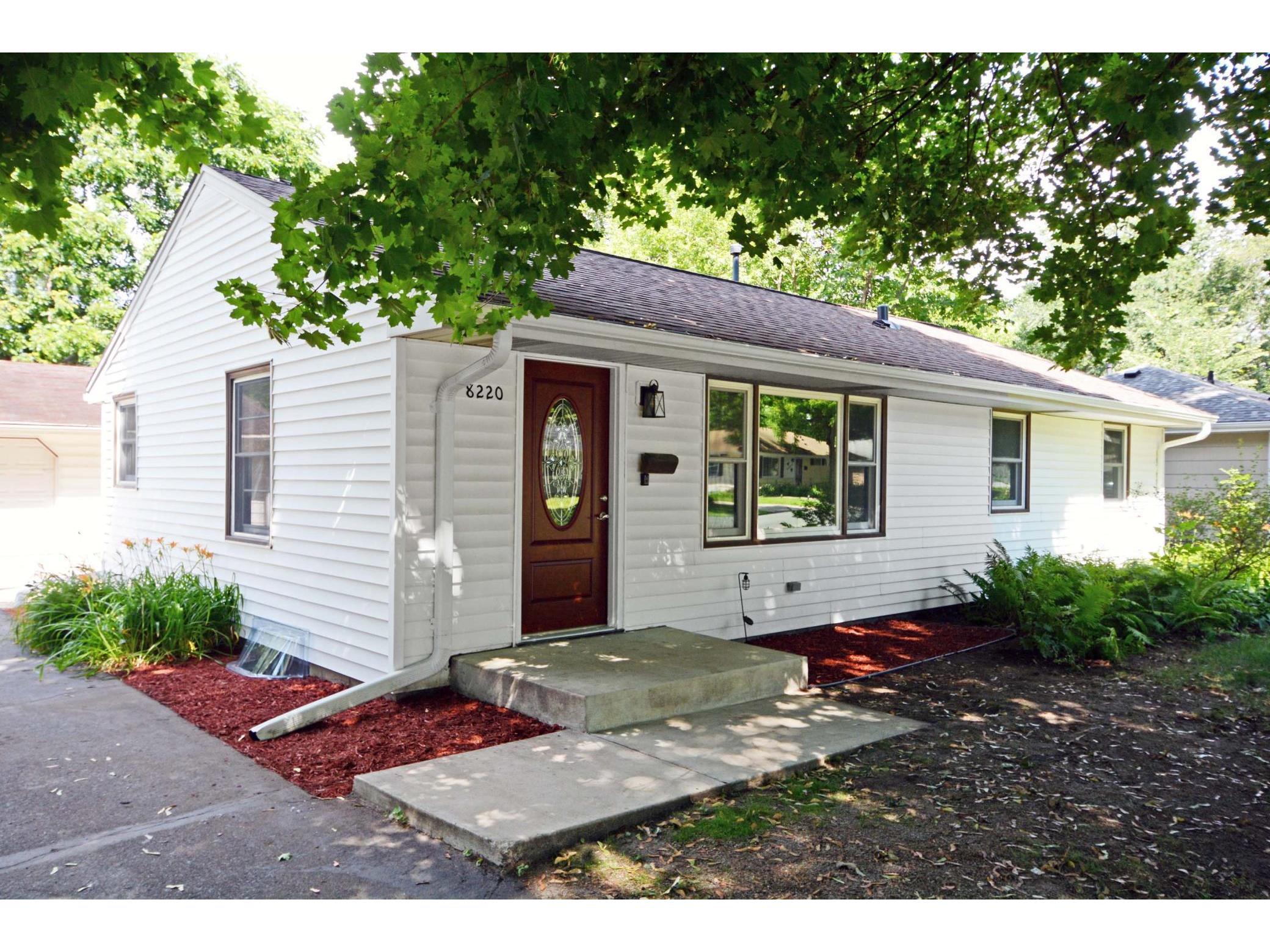 8220 5th Avenue S Bloomington MN 55420 5625991 image1